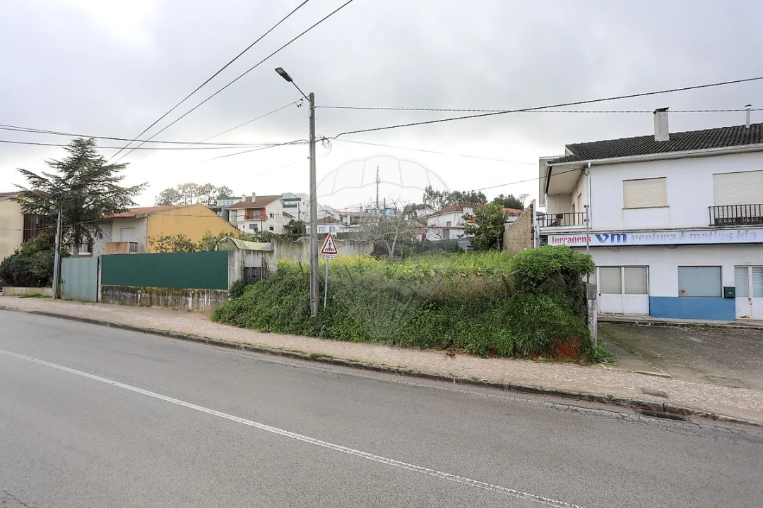 Moradia T2 para Venda em Benedita Foto 35