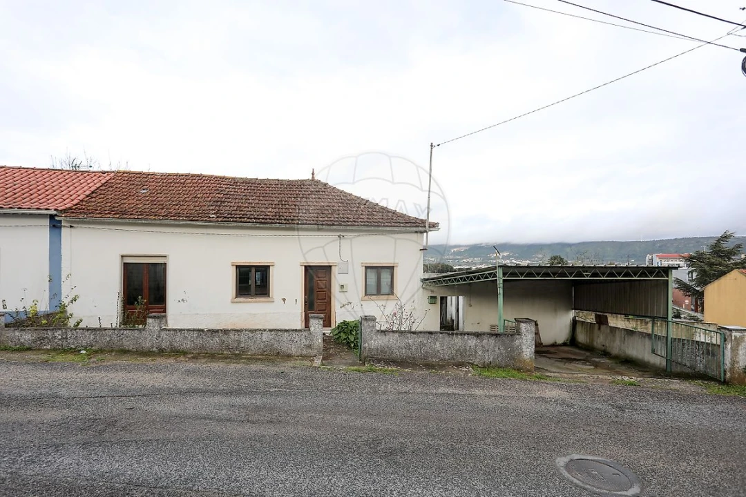 Moradia T2 para Venda em Benedita Foto 4