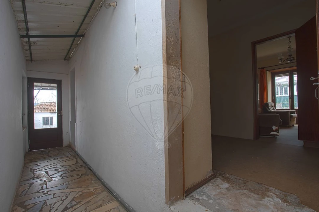 Moradia T2 para Venda em Benedita Foto 16