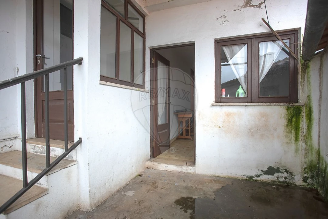 Moradia T2 para Venda em Benedita Foto 22