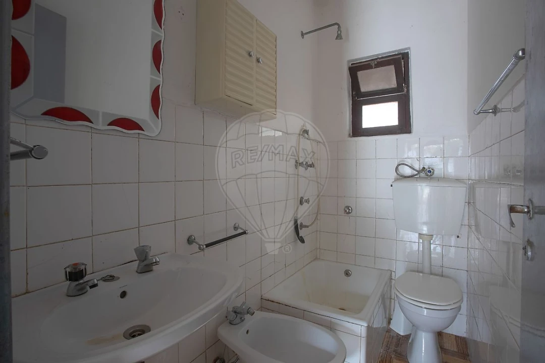 Moradia T2 para Venda em Benedita Foto 9