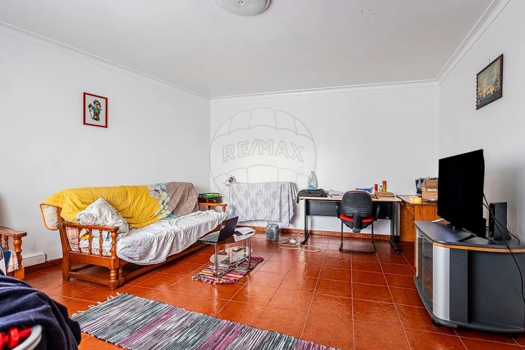 Moradia T2 para Venda em Vila Nova da Rainha Foto 14