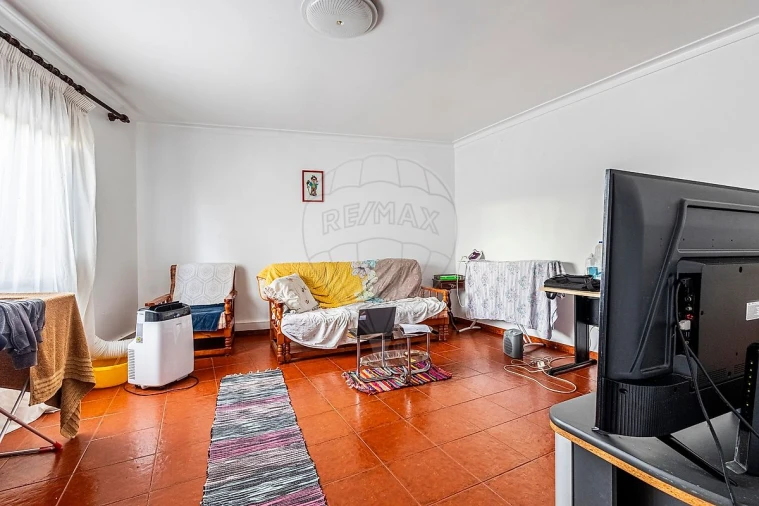 Moradia T2 para Venda em Vila Nova da Rainha Foto 13