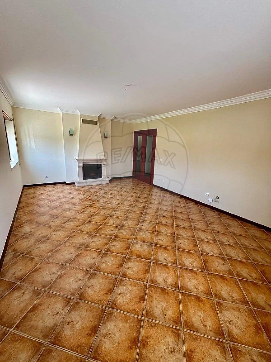 Apartamento T3 para Venda em Pinhal Novo Foto 3