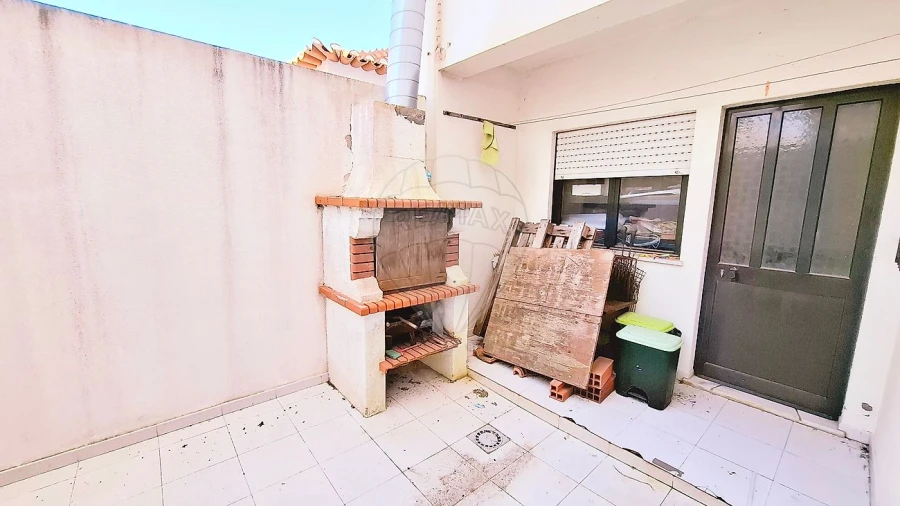 Apartamento T3 para Venda em Sines Foto 18