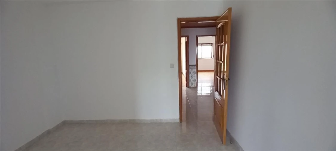 Apartamento T2 para Venda em Encosta do Sol Foto 3