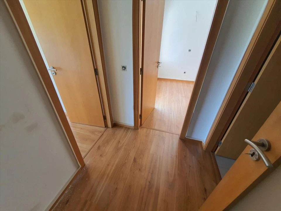 Apartamento T2 para Venda em Canelas Foto 6