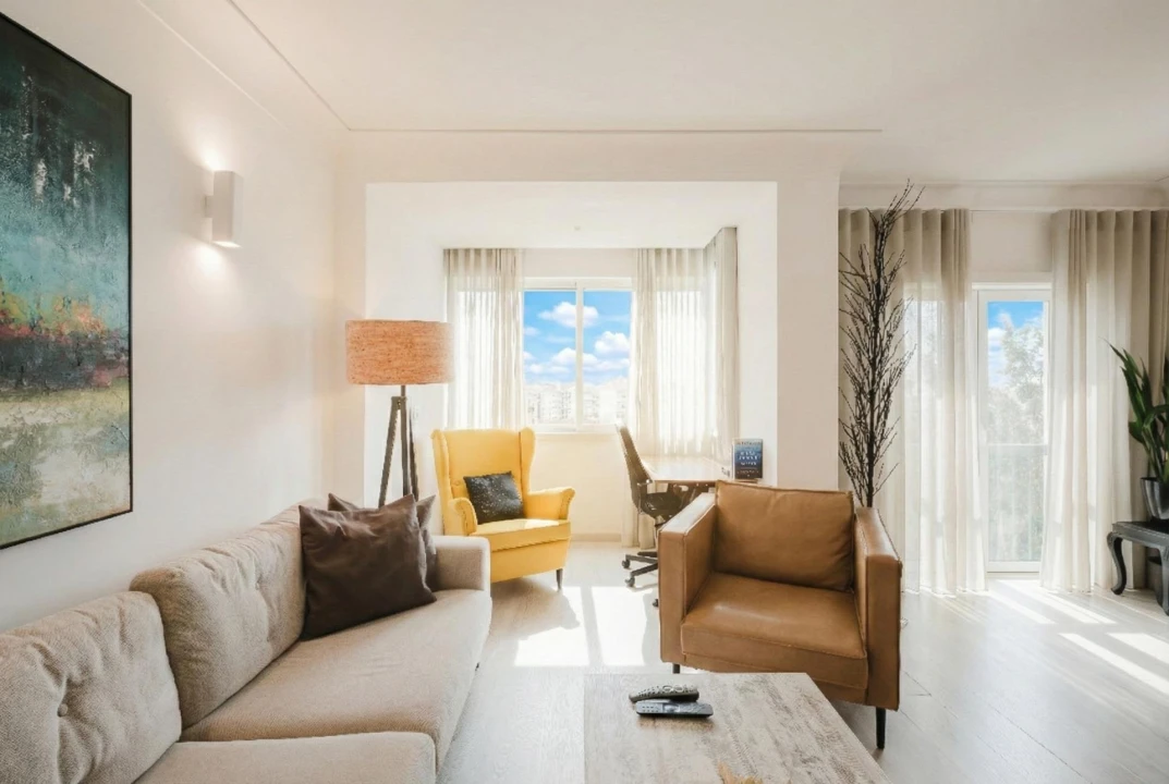 Apartamento T2 para Venda em Alcabideche Foto 2