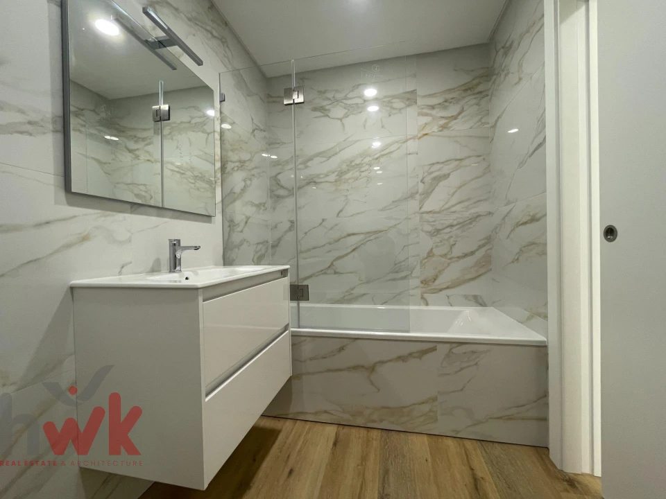 Apartamento T2 para Venda em Santo Antonio dos Olivais Foto 32