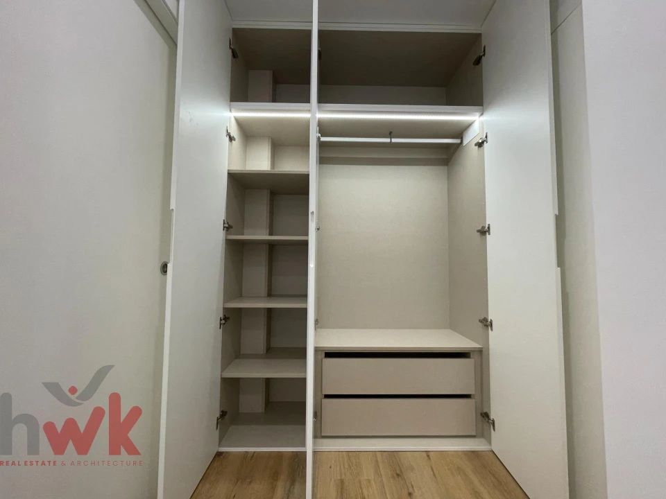 Apartamento T2 para Venda em Santo Antonio dos Olivais Foto 12