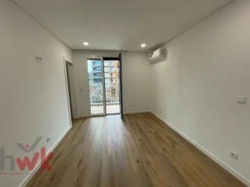 Apartamento T2 para Venda em Santo Antonio dos Olivais