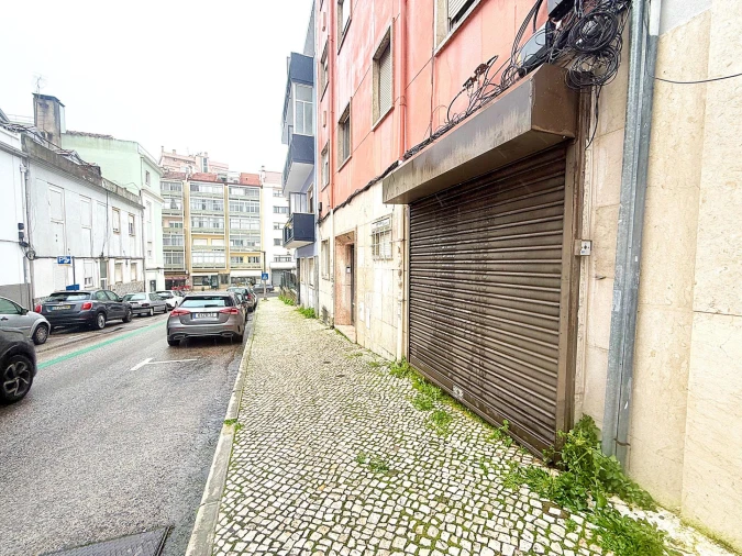 Negócio para Arrendamento em Avenidas Novas Foto 2