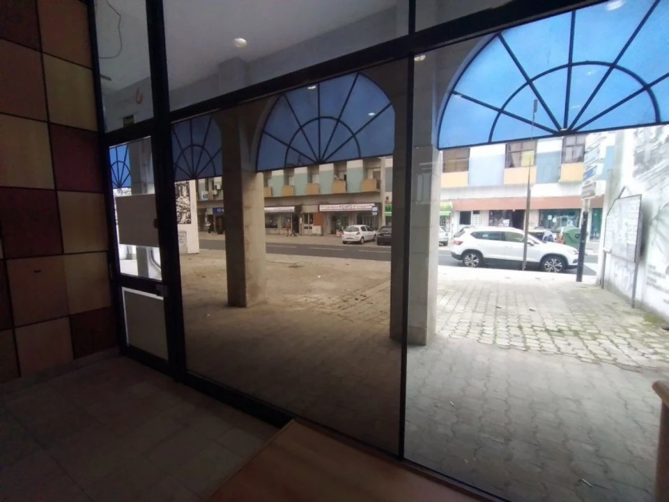 Negócio para Venda em Barreiro e Lavradio Foto 9