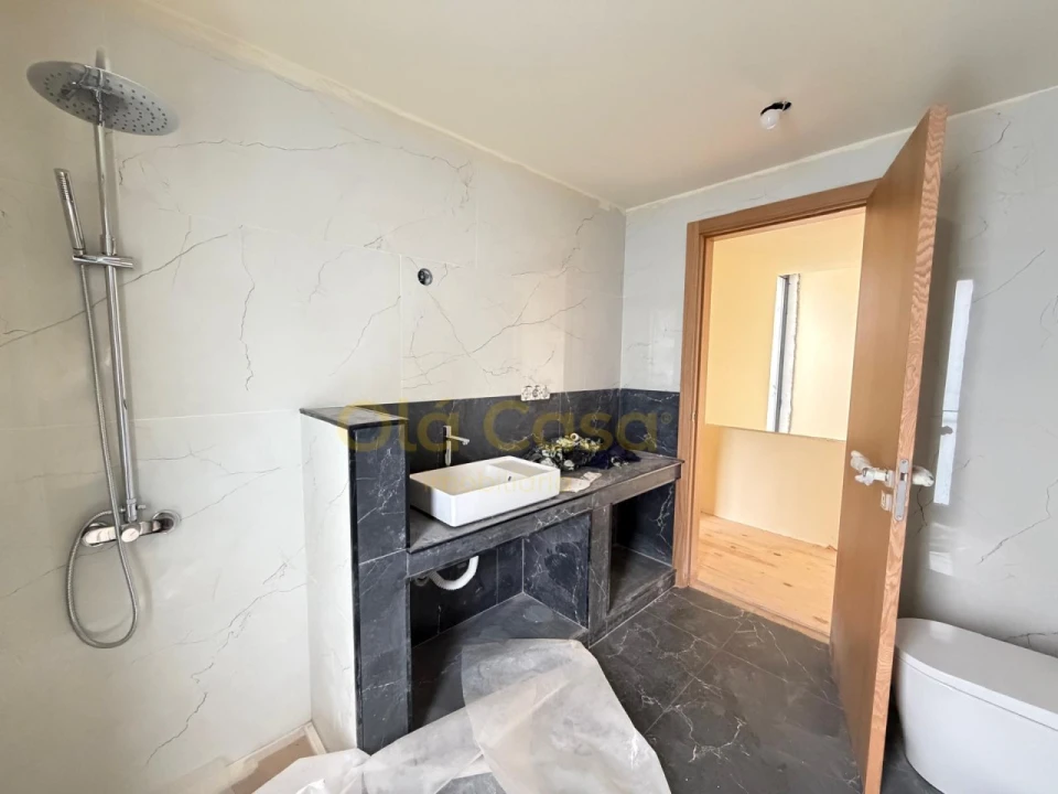 Moradia T3 para Venda em Santo Tirso, Couto (Santa Cristina e São Miguel) e Burgães Foto 7