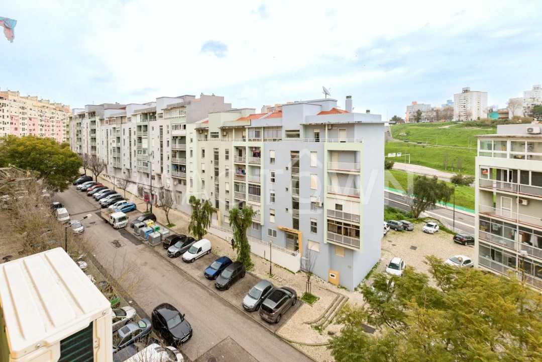 Apartamento T4 para Venda em Marvila Foto 23