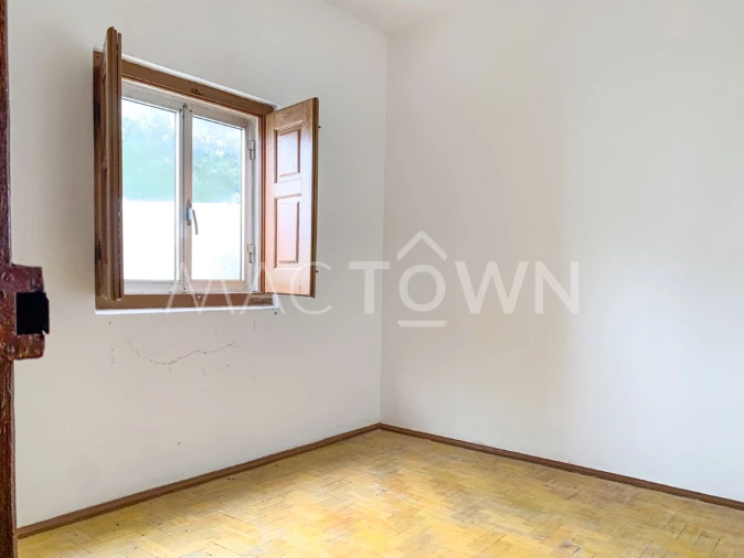 Moradia T4 para Venda em Malhou, Louriceira e Espinheiro Foto 4