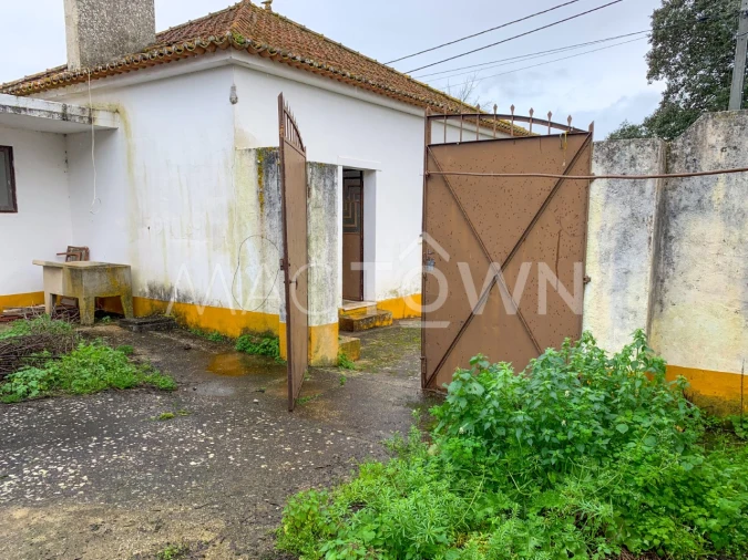 Moradia T4 para Venda em Malhou, Louriceira e Espinheiro Foto 16