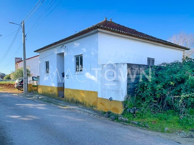 Moradia T4 para Venda em Malhou, Louriceira e Espinheiro Foto 1