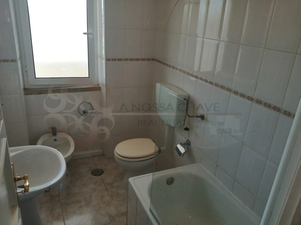 Apartamento T2 para Venda em Amora Foto 9