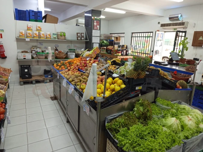 Negócio para Cedência de Quotas em Charneca de Caparica e Sobreda Foto 7