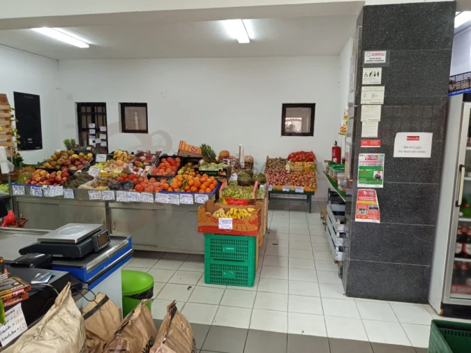 Negócio para Cedência de Quotas em Charneca de Caparica e Sobreda Foto 9