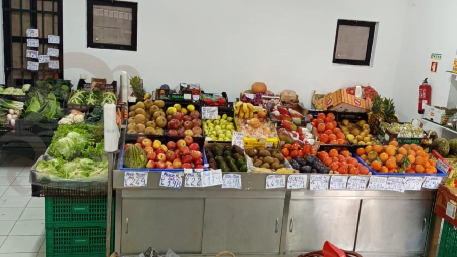 Negócio para Cedência de Quotas em Charneca de Caparica e Sobreda