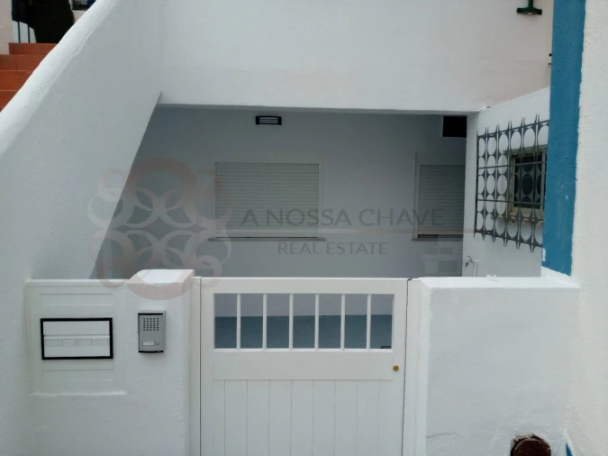 Apartamento T2 para Venda em Charneca de Caparica e Sobreda Foto 23