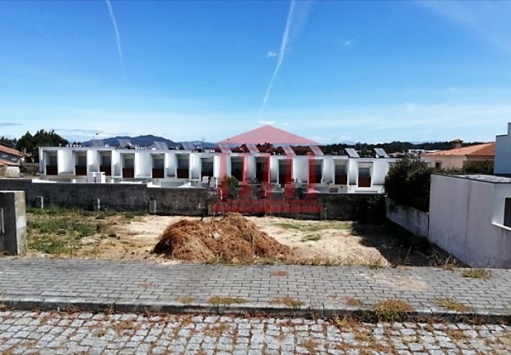 Terreno para Venda em Gamil e Midões Foto 10