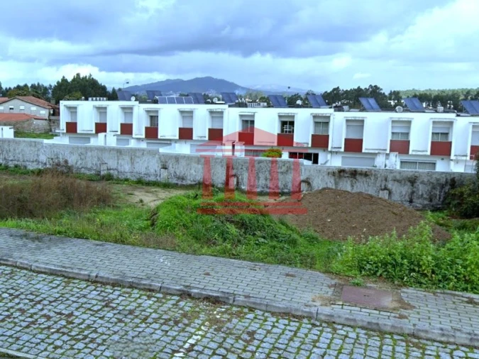 Terreno para Venda em Gamil e Midões Foto 13