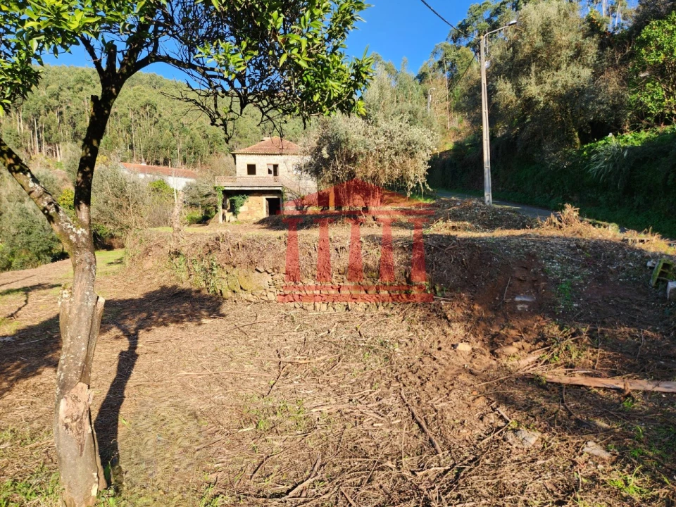 Moradia para Venda em Fragoso Foto 21