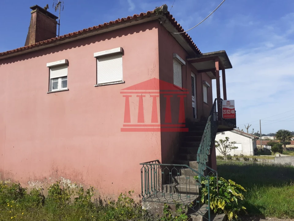 Moradia T3 para Venda em Carvalhal Foto 6