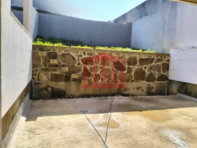 Moradia T3 para Venda em Tamel (São Verissimo) Foto 8