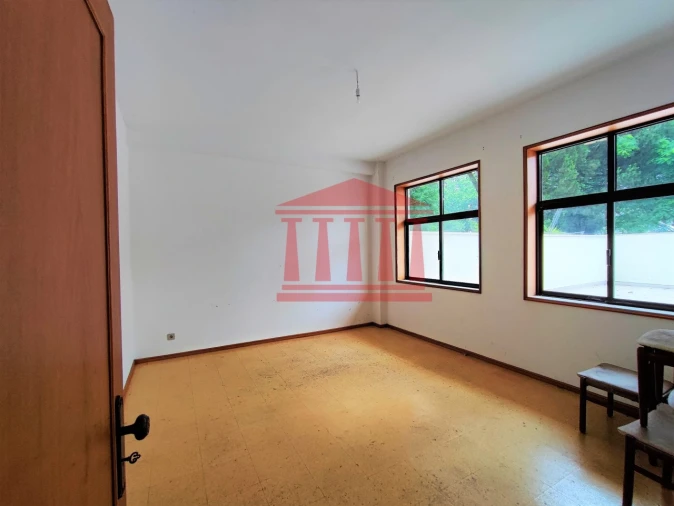 Escritório para Venda em Arcozelo Foto 3