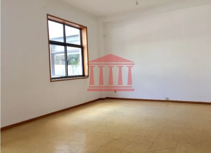 Escritório para Venda em Arcozelo Foto 4