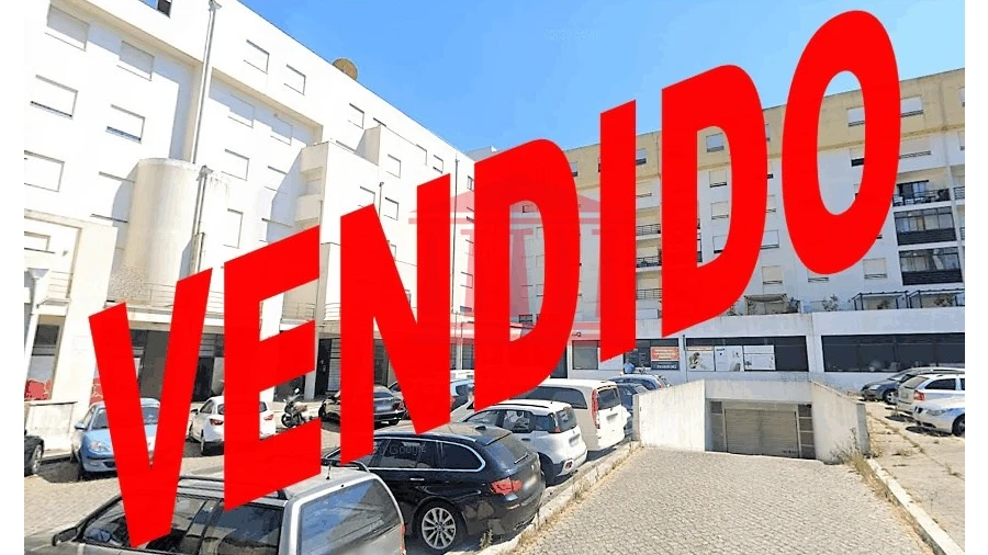 Escritório para Venda em Arcozelo