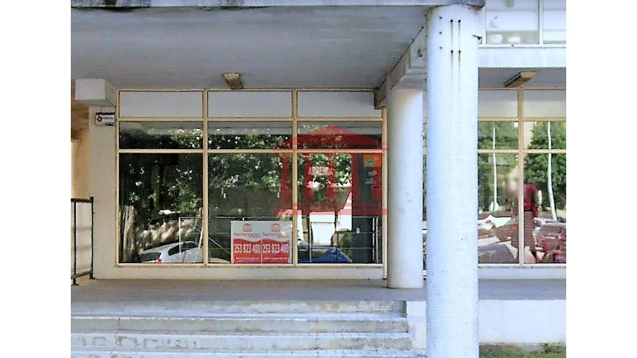 Loja para Venda em Arcozelo