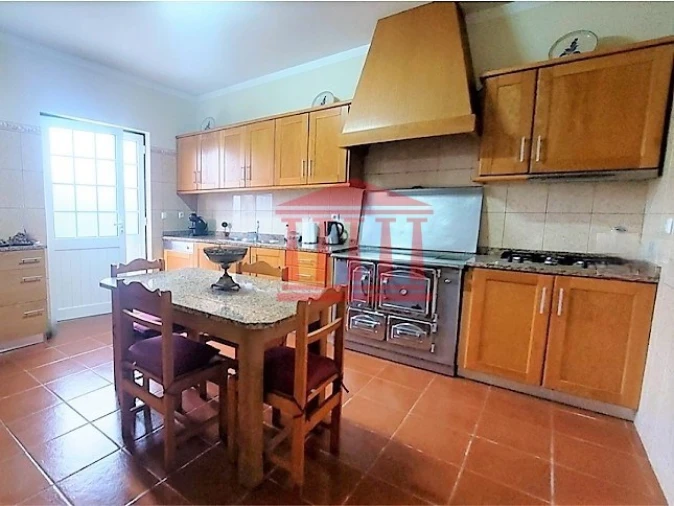 Moradia T3 para Venda em Durrães e Tregosa Foto 4