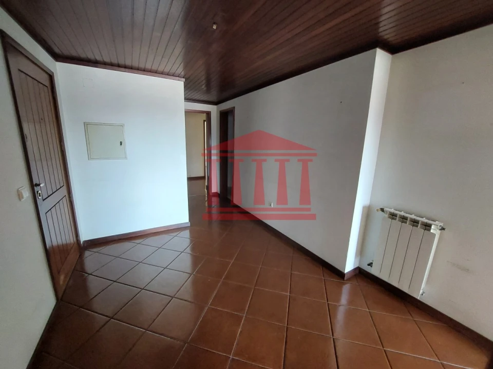 Apartamento T3 para Venda em Arcozelo Foto 2