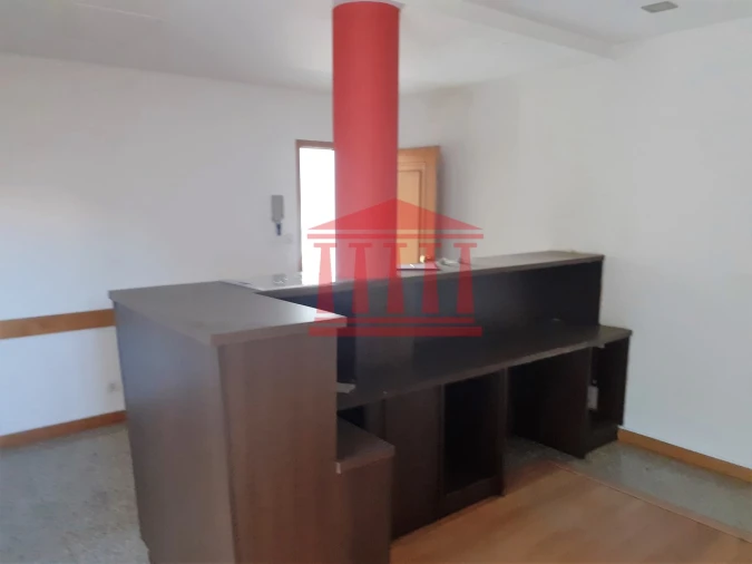 Escritório para Arrendamento em Barcelos, V.Boa, V.Frescainha Foto 4