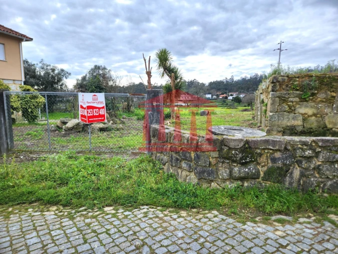 Moradia para Venda em Alheira e Igreja Nova Foto 18