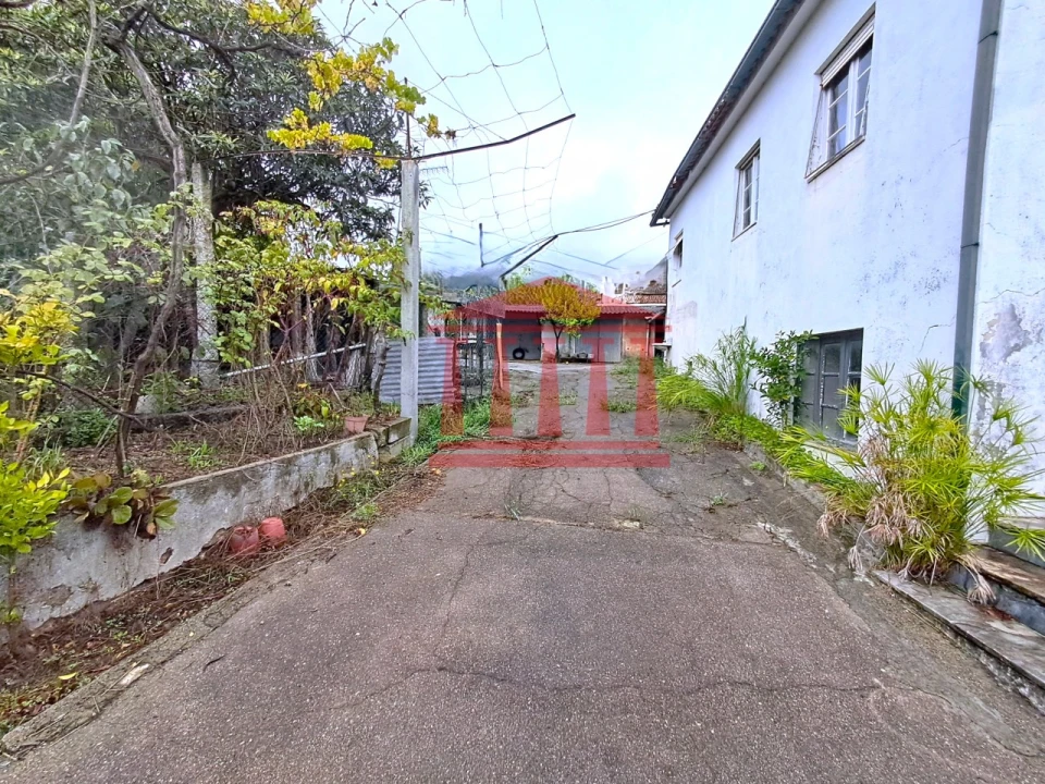 Moradia T4 para Venda em Galegos (Santa Maria) Foto 4