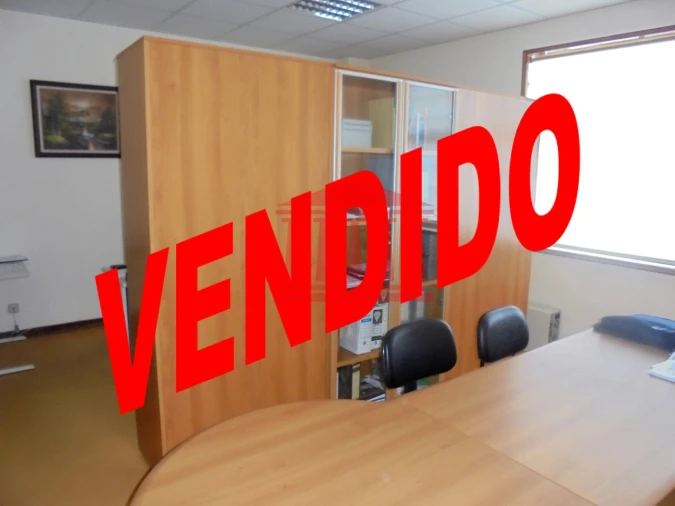 Escritório para Venda em Barcelos, V.Boa, V.Frescainha Foto 1