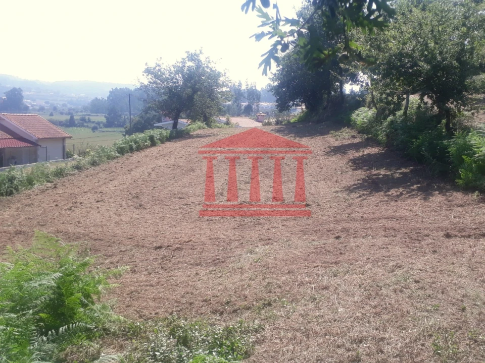 Terreno para Venda em Gamil e Midões Foto 1
