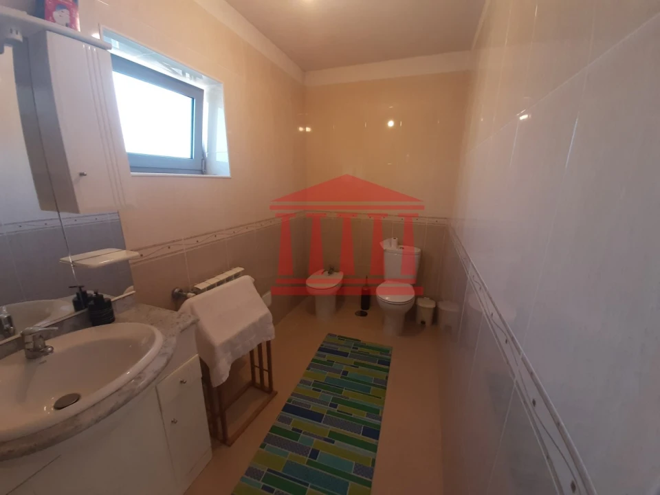 Moradia T3 para Venda em Forjães Foto 15