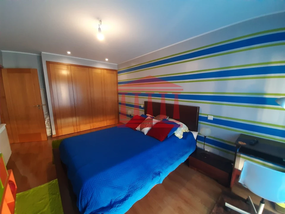 Moradia T3 para Venda em Forjães Foto 16