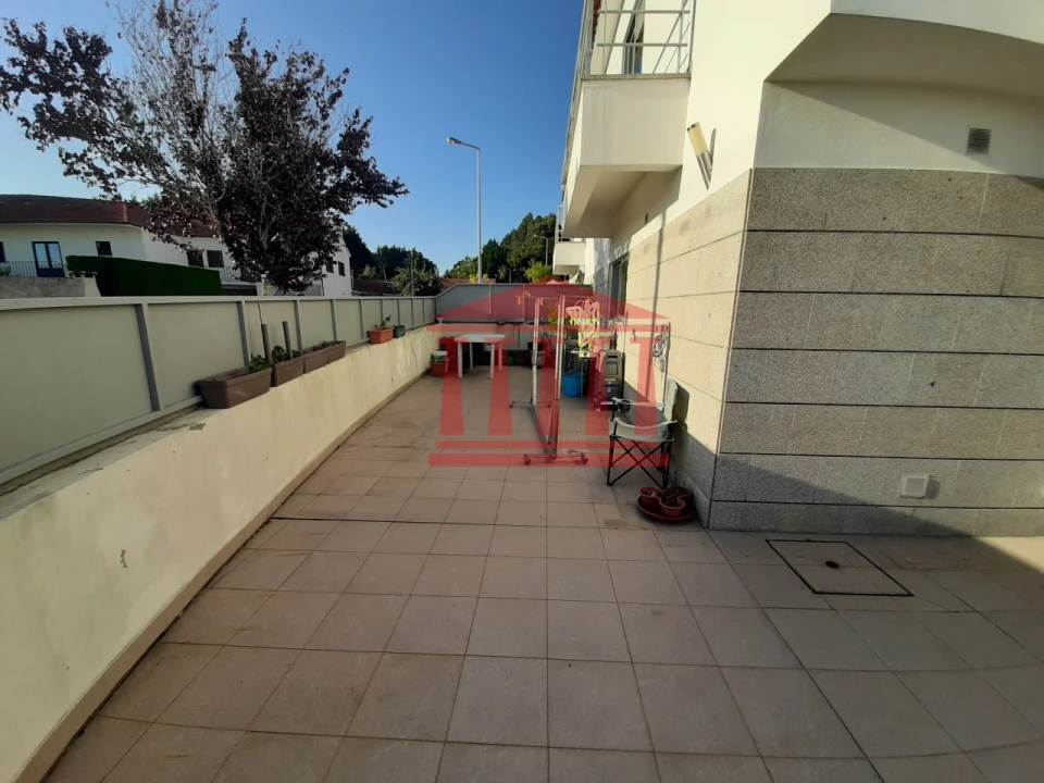 Moradia T3 para Venda em Forjães Foto 4