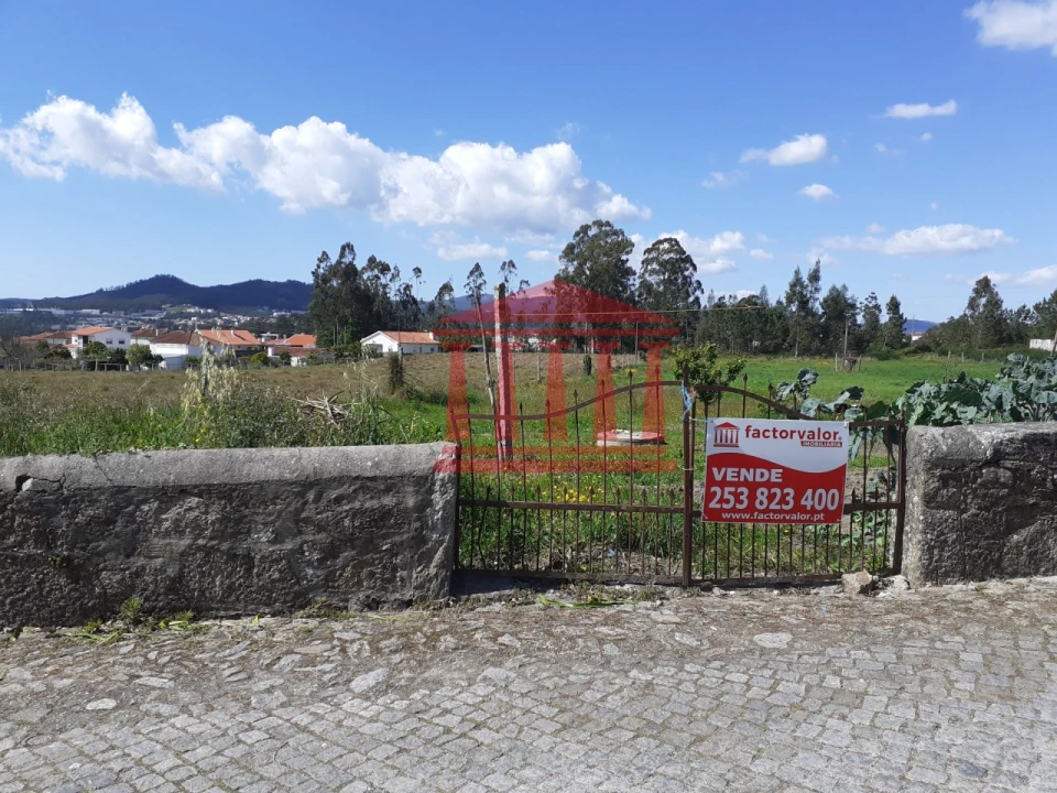 Terreno para Venda em Carvalhal Foto 2