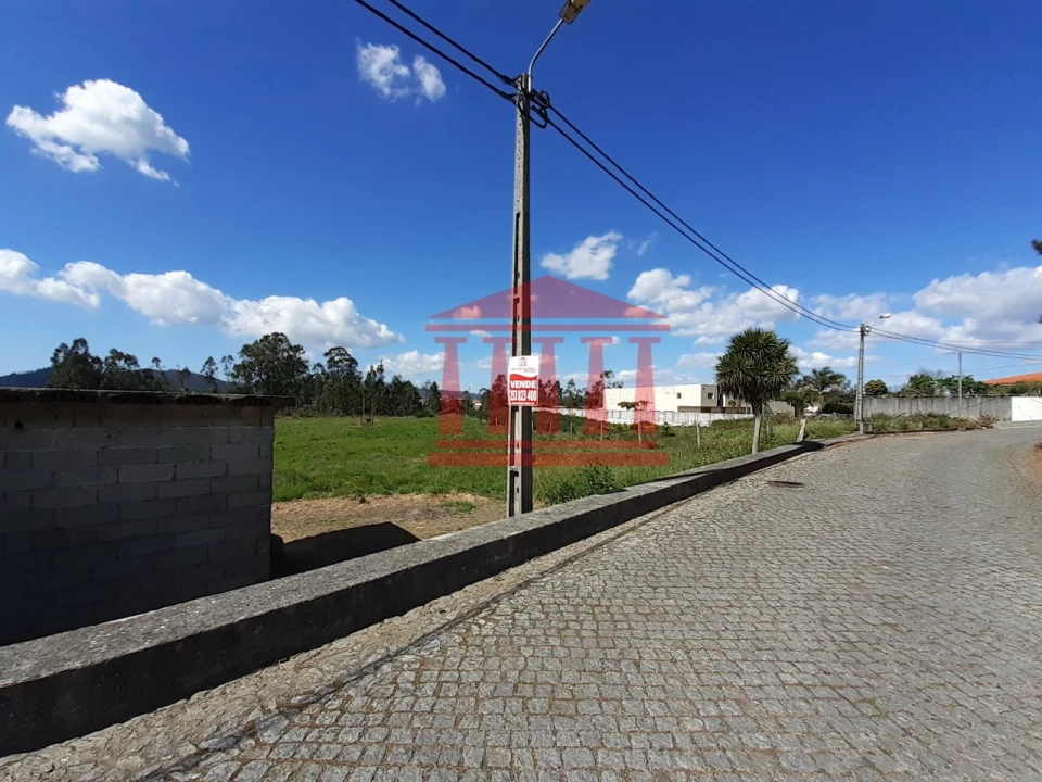 Terreno para Venda em Carvalhal Foto 1