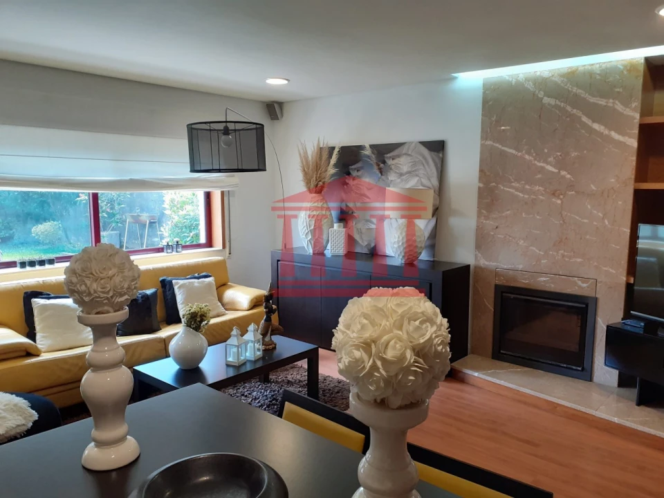 Moradia T3 para Venda em Martim Foto 2