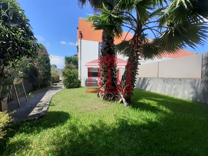 Moradia T3 para Venda em Martim Foto 9